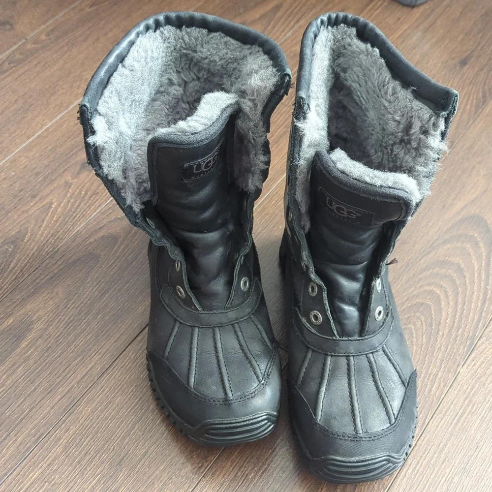 UGG Adirondack II Leather & Shearling Boot - Picture 2 of 12